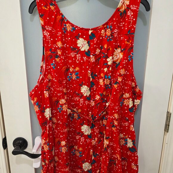 Torrid Women’s 5X Red Floral Tank Top Blouse Sleeveless Button Front Lightweight - Picture 11 of 11